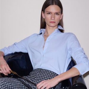 ME+EM Travel Layering Shirt 2 Chambray Blue Travel Stretch NWOT button down